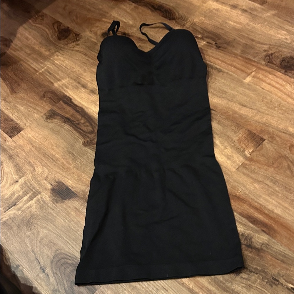 Marilyn Monroe Shapewear Slip - Picture 6 of 12